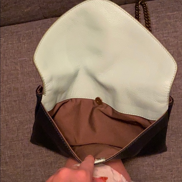 Navy with teal Jcrew classic envelope with chain - Picture 4 of 4